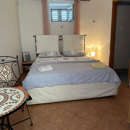Apartment Jasmina-room *